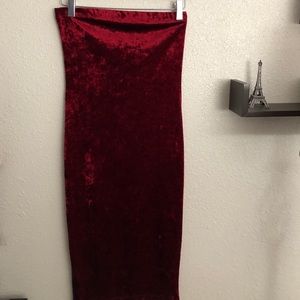 Strapless dress form fitting velvet